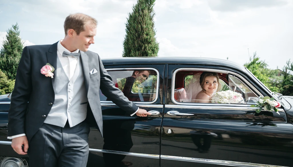 Wedding Shuttle service in Bruges Wedding Shuttle service Bruges
